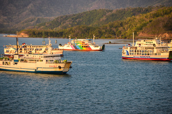 The other boats of Lombok.