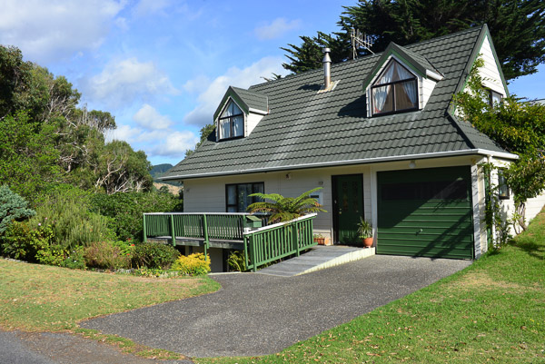 Our house swap in Kapiti ... just the thing for aspiring hobbits!