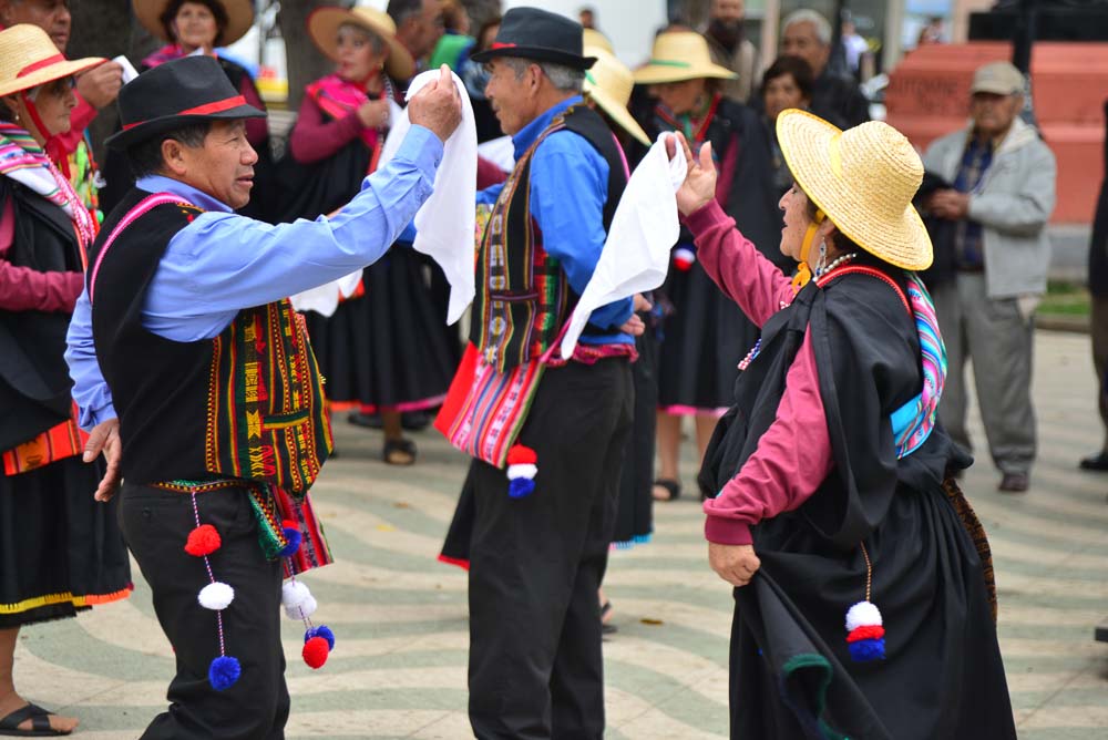 Folk dancers in valparaiso chile