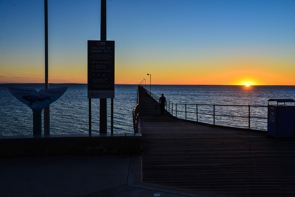 The jetty at Ceduna is popular with fishermen.