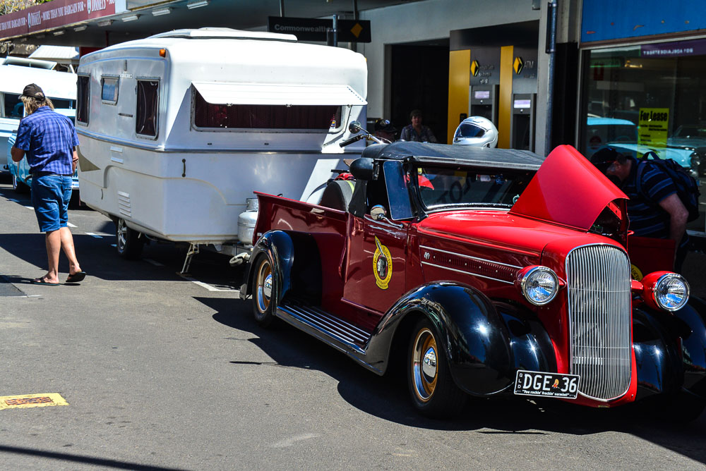 Image of a fifties style caravan in Maryborough Queensland